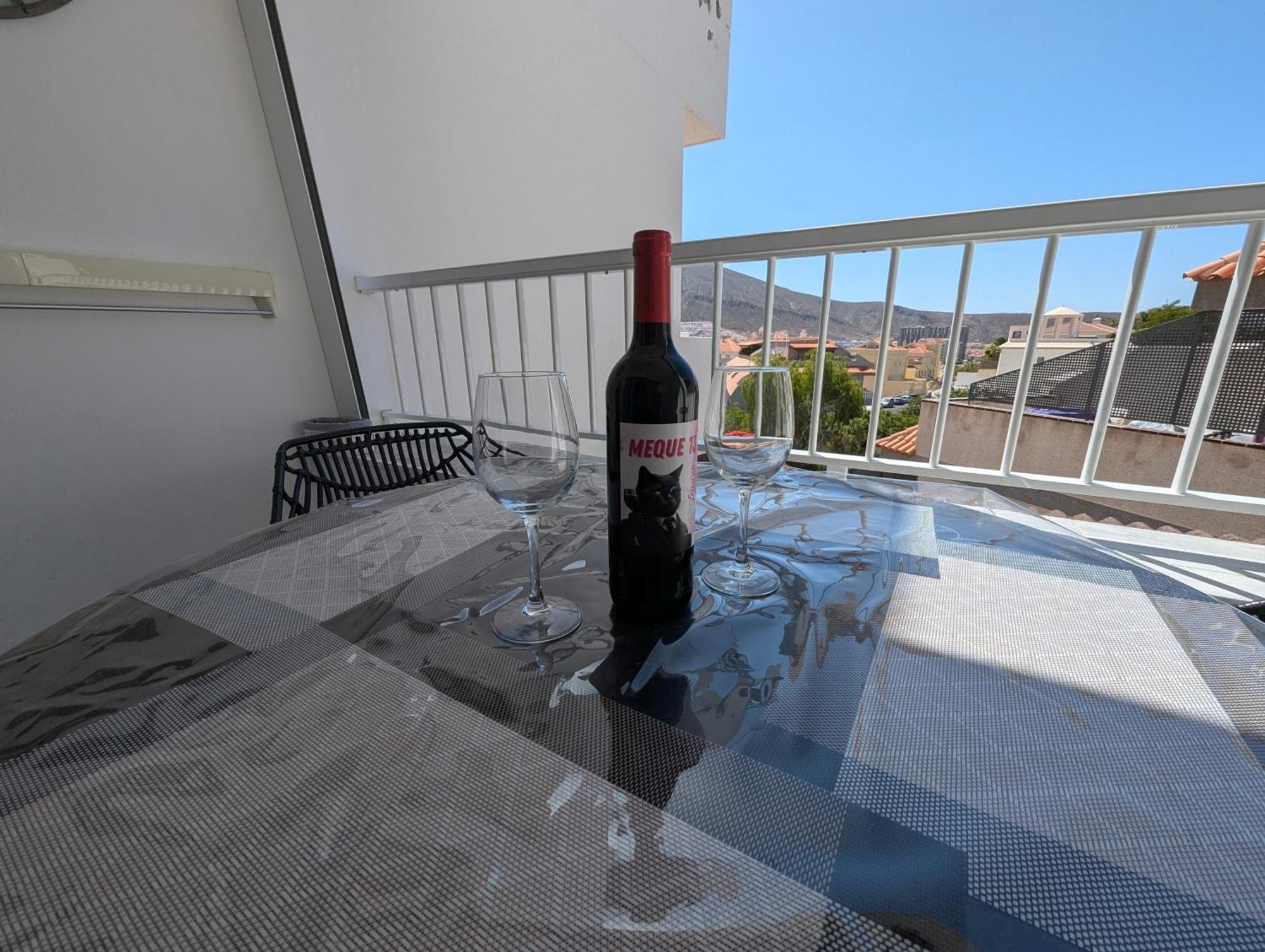 Cozy Apartment In Los Cristianos Guincho  エクステリア 写真
